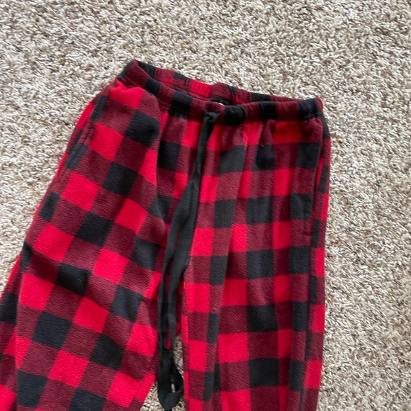 Buffalo print ? Pjs - Picture 4 of 5